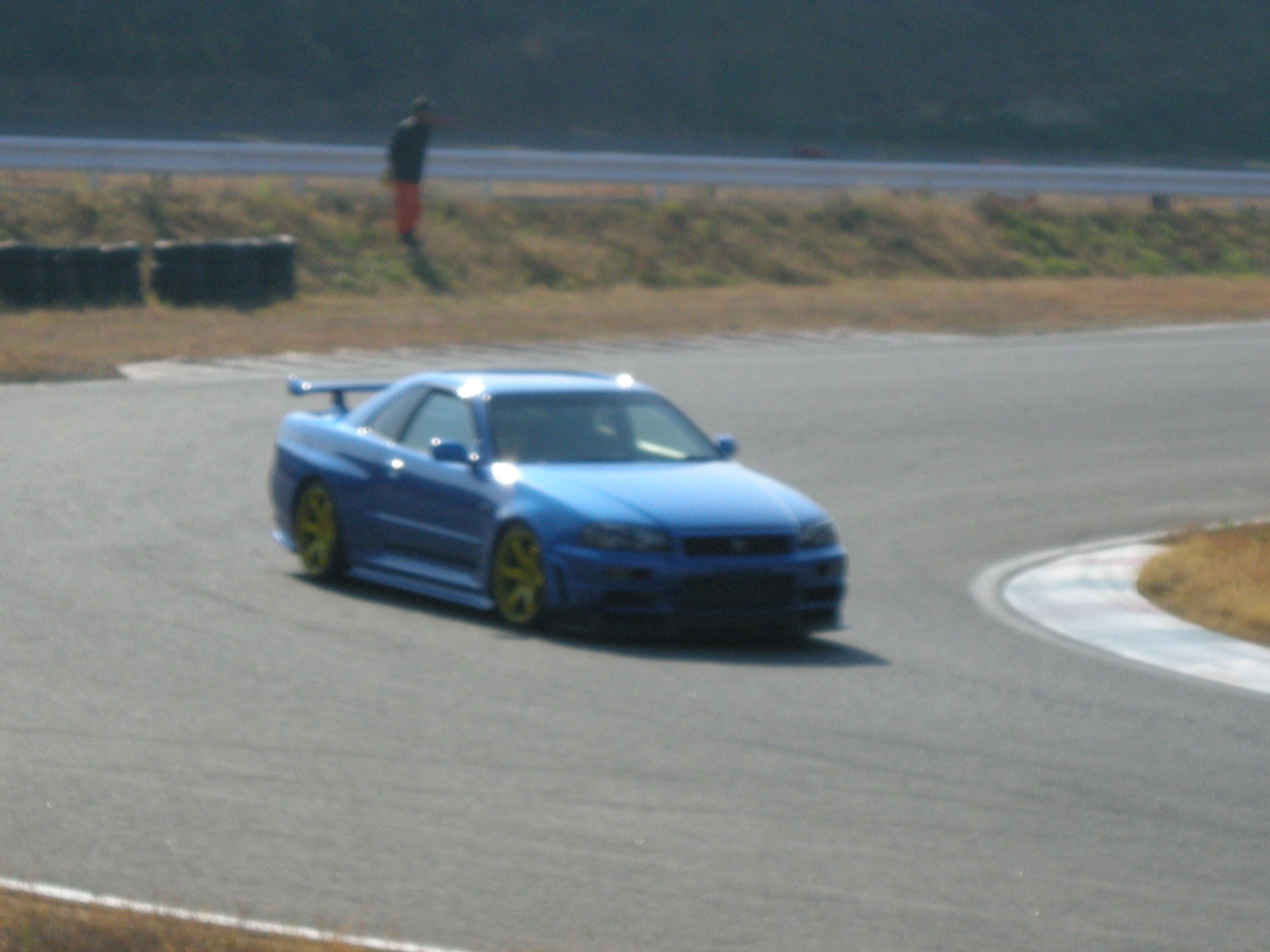 104.JPG